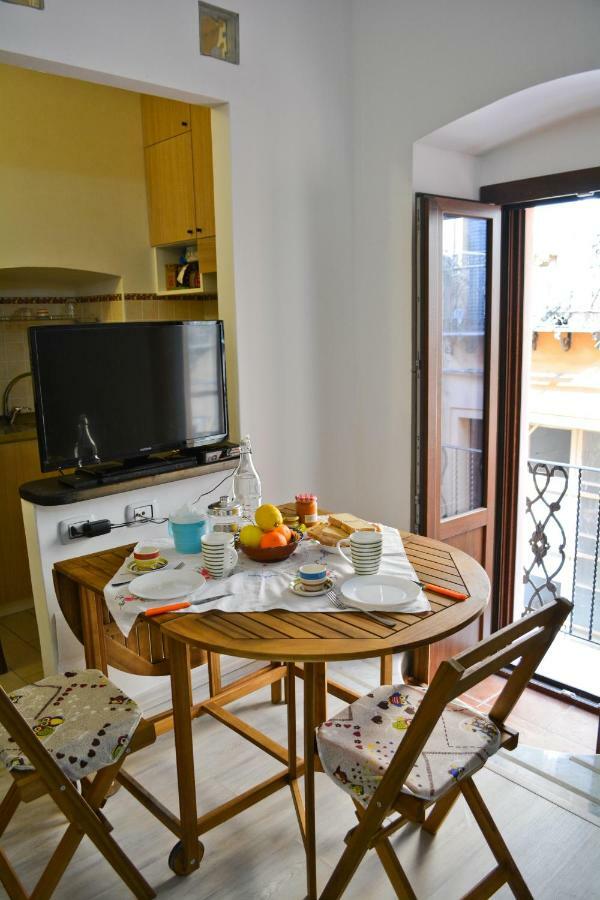 Abbardente Appartamento In Centro Cagliari Zewnętrze zdjęcie